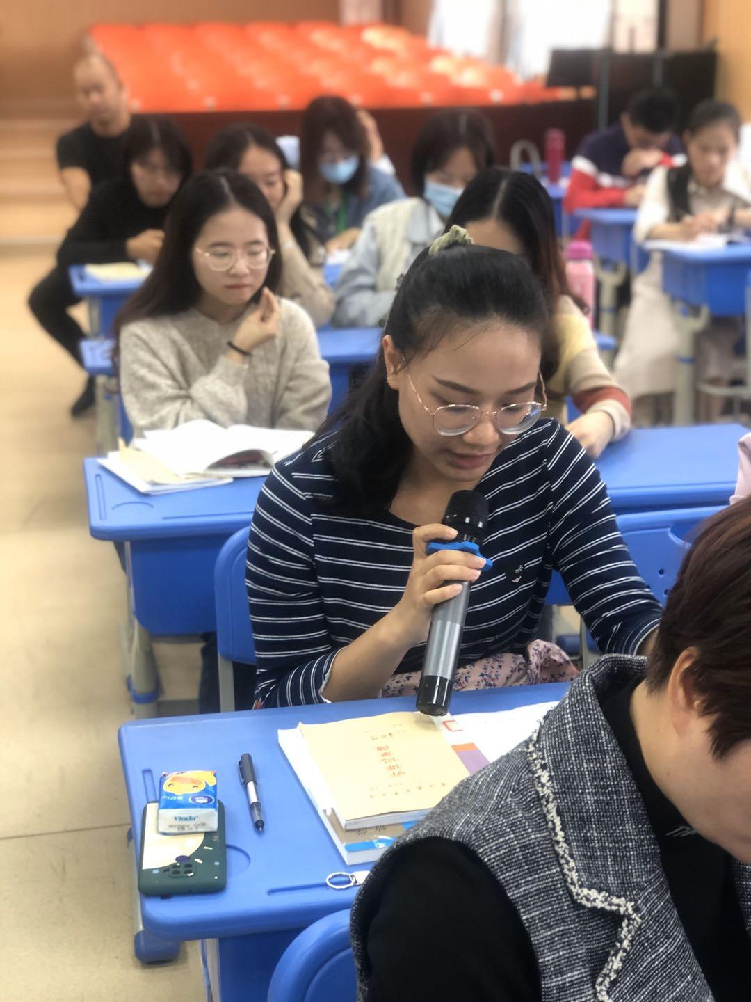 聚焦课堂行动构建高效课堂——连江县文笔小学数学教研活动