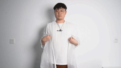 最流行的新款雨衣,又帅防水又好的雨衣