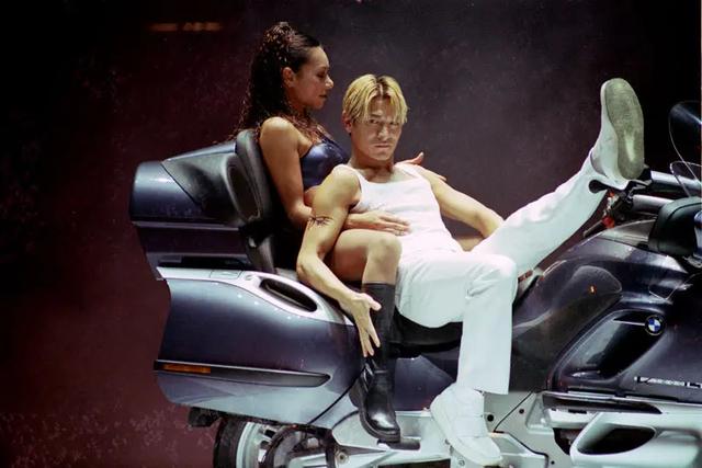 刘德华1999年演唱会超清1080,明星评价刘德华1999年演唱会