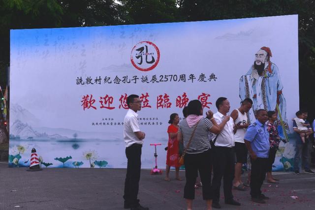 鐑椆搴嗙鏉庢皬瀹楃濂犲熀浠紡,鐣閽熸潙瀛斿瓙璇炶景