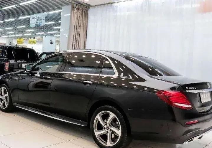 真实事件：年入20万的家庭，老公为面子非买50万奔驰，孤儿寡母咋办？