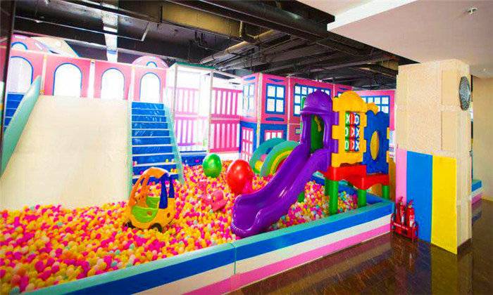 水晶宫汤泉的汗蒸,青岛适合儿童的汤泉