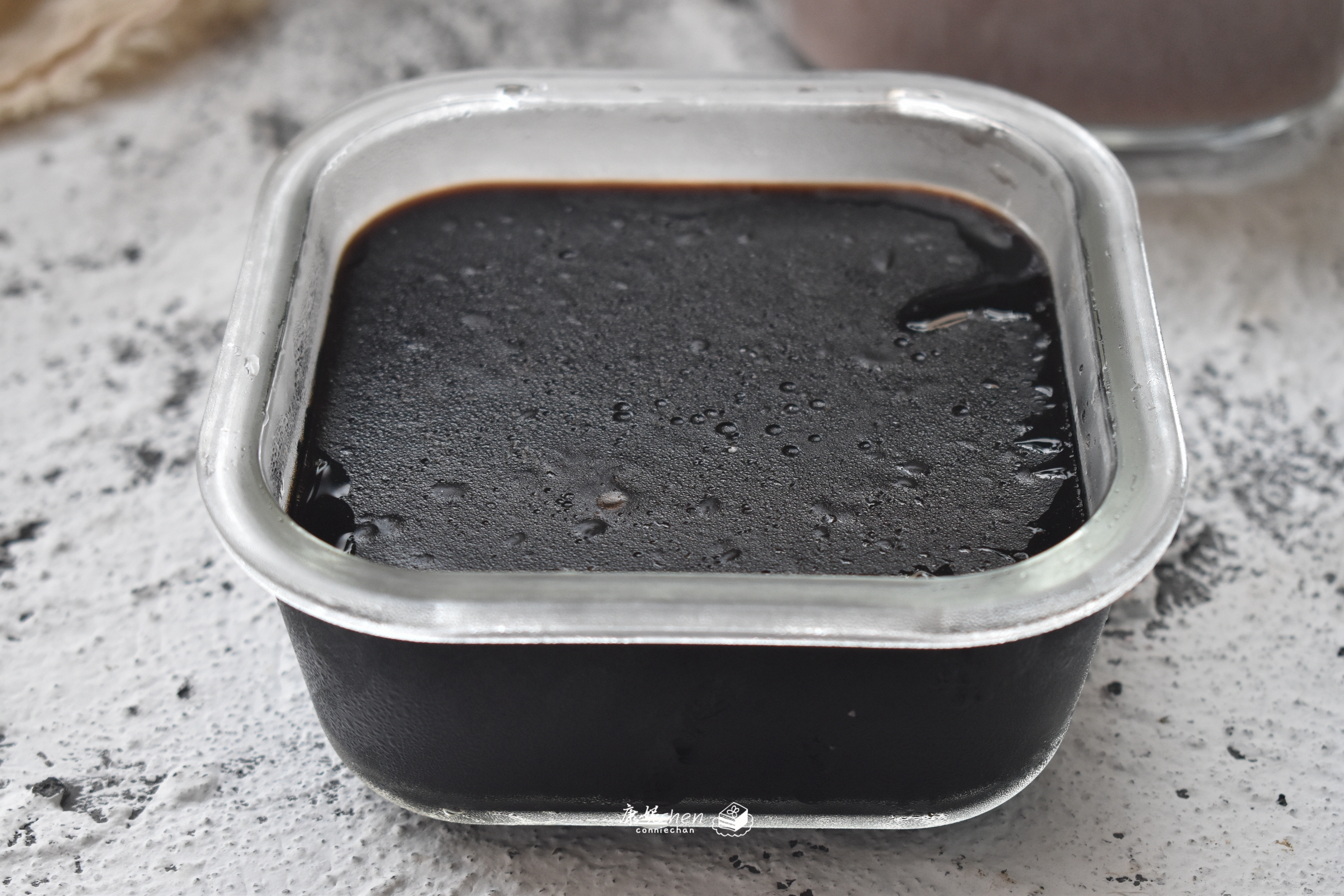 煮龟苓膏怎样做得丝滑,龟苓膏怎么做才会比较好吃