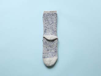 出门怎么收纳脏内衣袜子,每天脱下的袜子怎么收纳