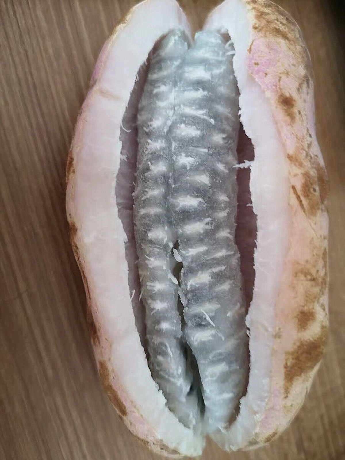 成熟之后会裂开的水果,果实成熟会爆开的水果