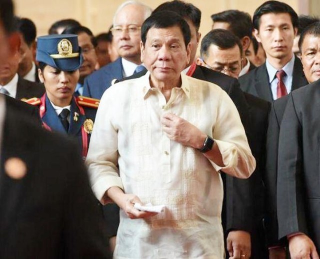 菲律宾评杜特尔特退出政坛大选,菲律宾杜特尔特反击美国视频