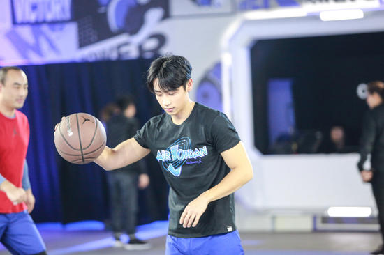 魏晨去看孙杨比赛,孙杨和魏晨