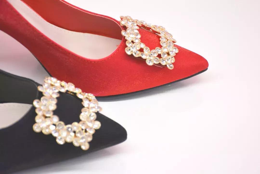 卓诗尼女鞋导购,爆款女鞋卓诗尼