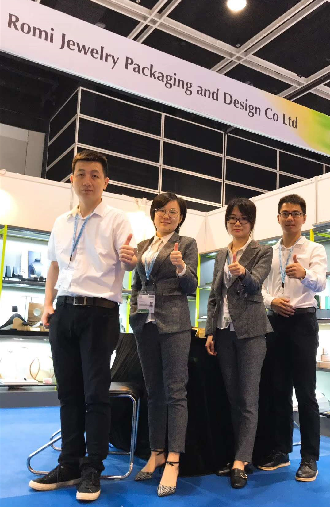 实力圈粉诺美首饰包装惊艳亮相香港珠宝展再度斩获批量订单归来