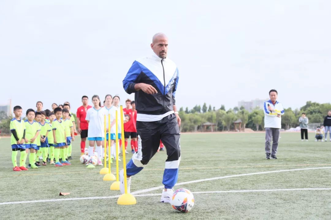 阿根廷贝隆个人资料,阿根廷足球巨星贝隆