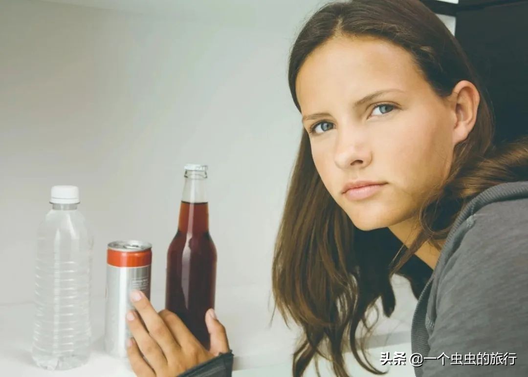 未成年喝能量饮料的危害,固体饮料成年人可以喝吗