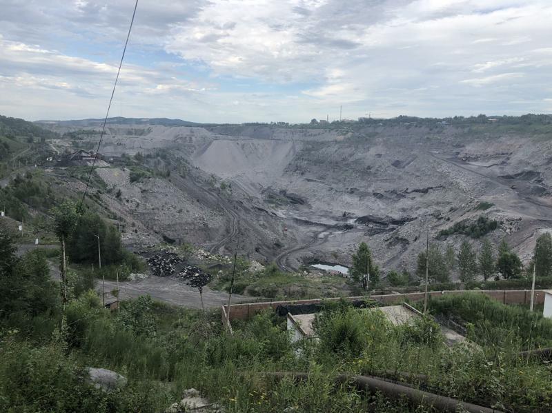 当年在鹤岗买房子的年轻人,在鹤岗买房的小伙