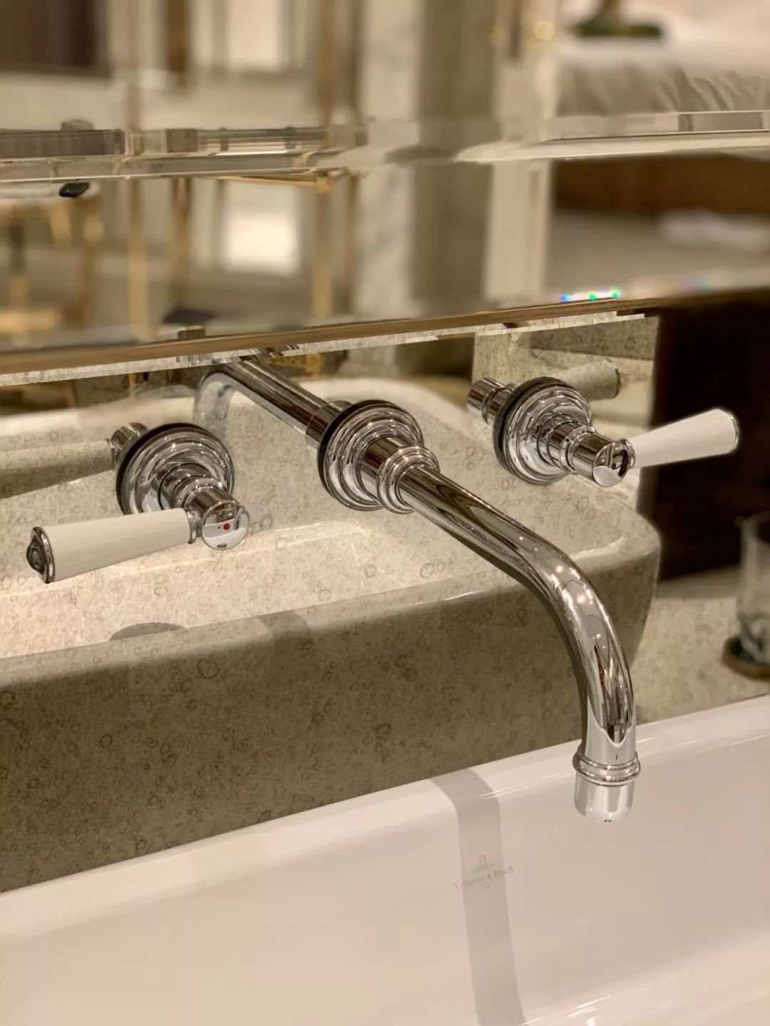 珠海瑞吉酒店游泳池,珠海市瑞吉酒店在哪里呀