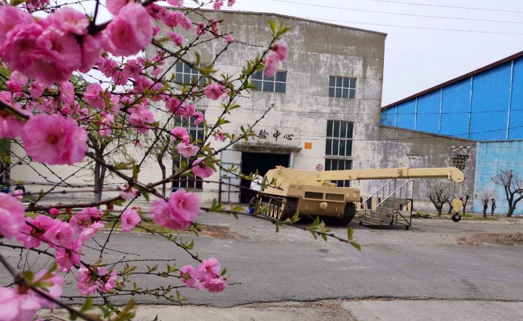 中国15式坦克最新改型,我国最新15式坦克