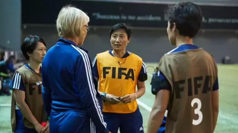 发现秦亮背后成功的秘密----勤奋和毅力