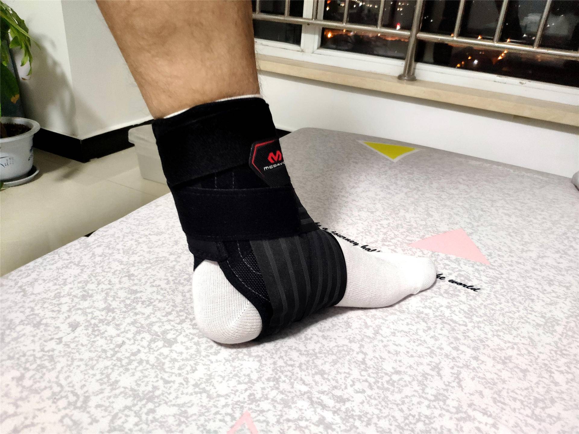 打篮球崴脚还想打,篮球护踝推荐迈克达威