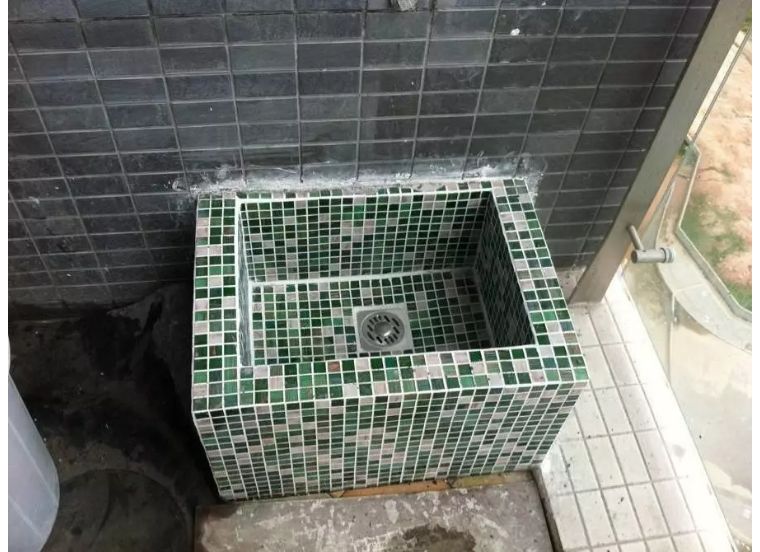 阳台上有必要安装拖把池吗,阳台弄拖把池实用还是洗手池实用