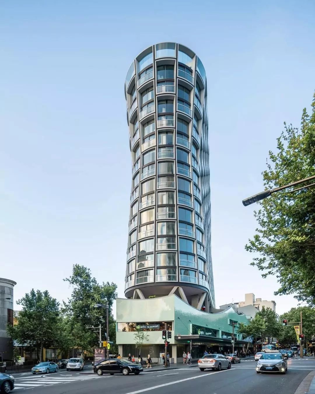 别再见女的就喊美女,见房子就称豪宅,盘一盘上海真正豪宅产品系