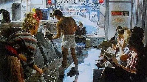 女孩穿三角内裤还是四角平裤好,男人穿三角裤好还是四角的好