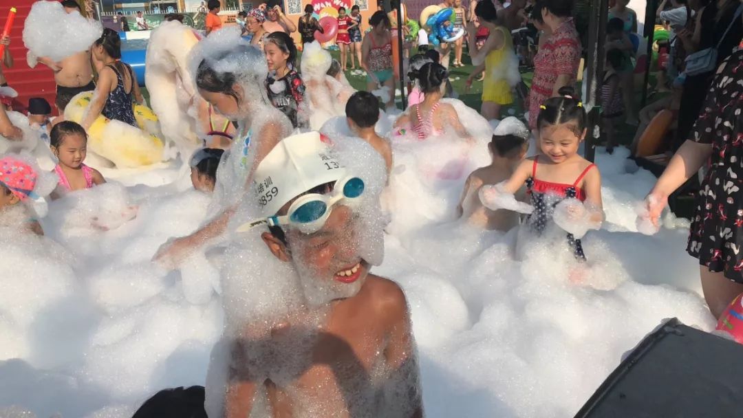 适合亲子玩的水上乐园湖北,武汉欢乐岛水上乐园