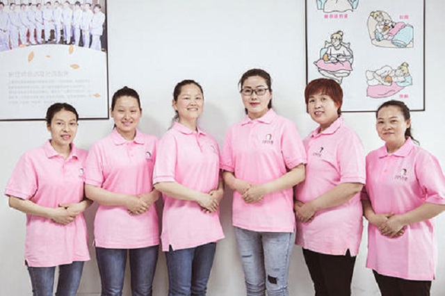 北京保姆价格包吃住,北京住家高端保姆多少钱一个月