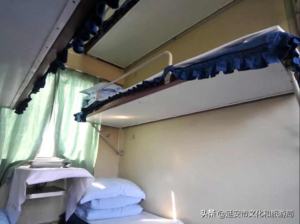 软卧为什么比硬卧贵那么多,高软硬卧和软卧区别