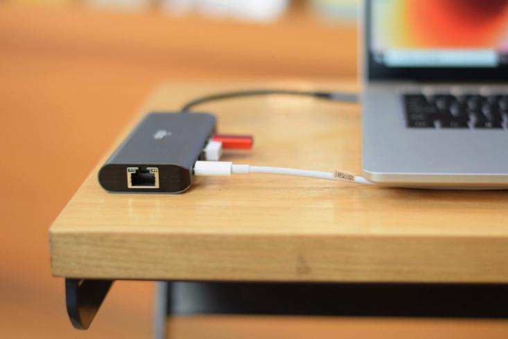 笔记本电脑接口过少怎么办？一个设备快速实现多种接口的拓展需求