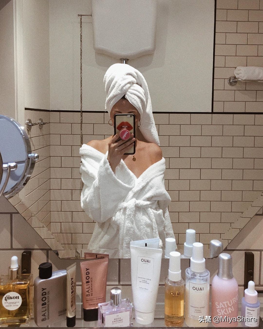 懂护肤的女人都只回购这几款,25岁的女生这样护肤不走弯路