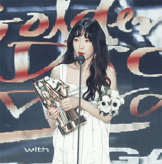 泰妍回归舞台,泰妍回归歌曲