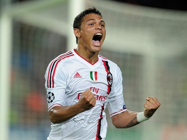 往事并不如烟，米兰的黄金岁月之“21世纪最强十一人”。