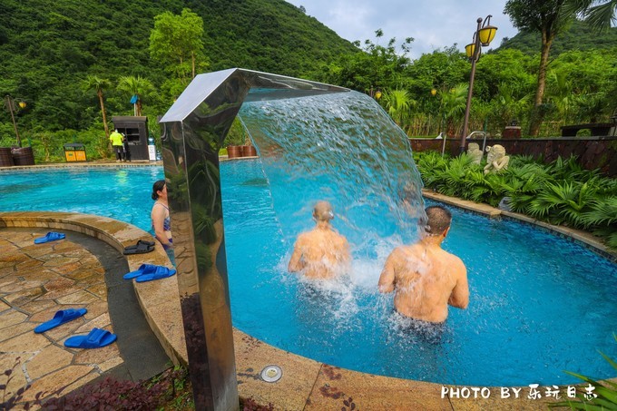 巴厘岛式私密温泉度假,听山野清风