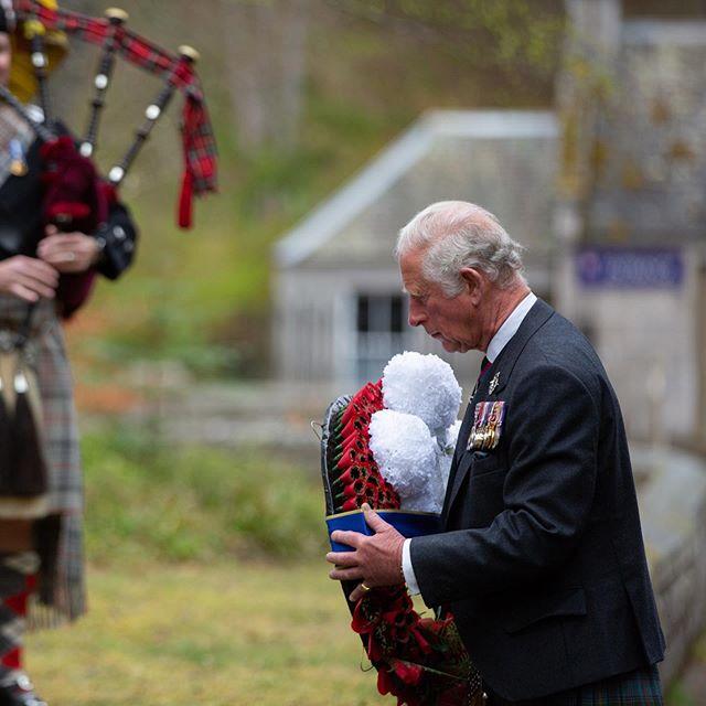 71岁卡米拉最新图片,70岁卡米拉全身照