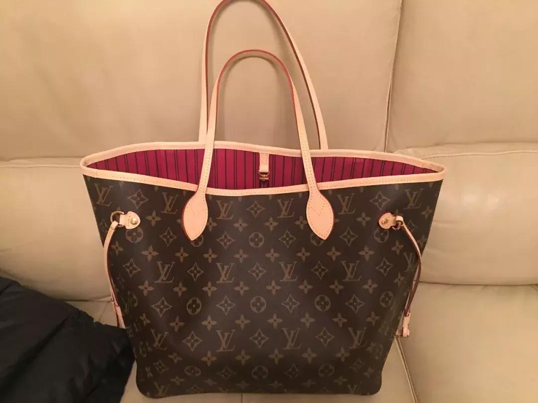 lv现在值得购买吗,lv买真的划算还是假的划算