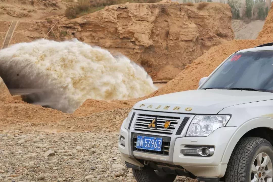 普拉多试驾帕杰罗,越野能力不输牧马人