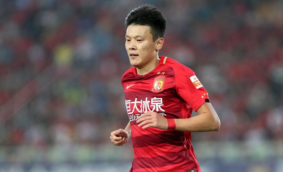 恒大后卫张琳芃,恒大后卫邹正防守视频