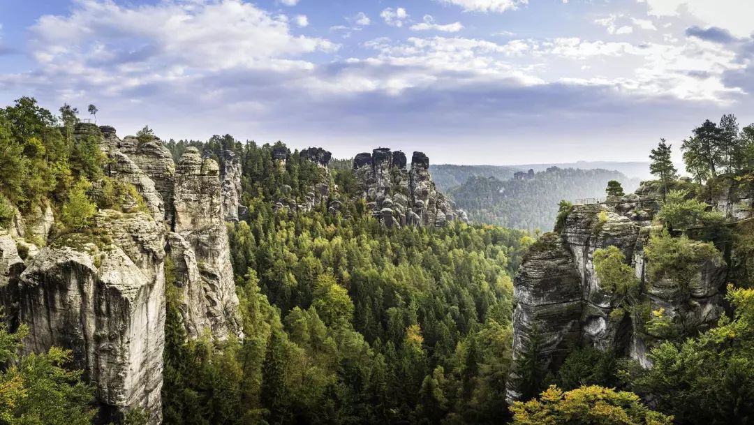 住在童话世界里,住在童话世界里的人