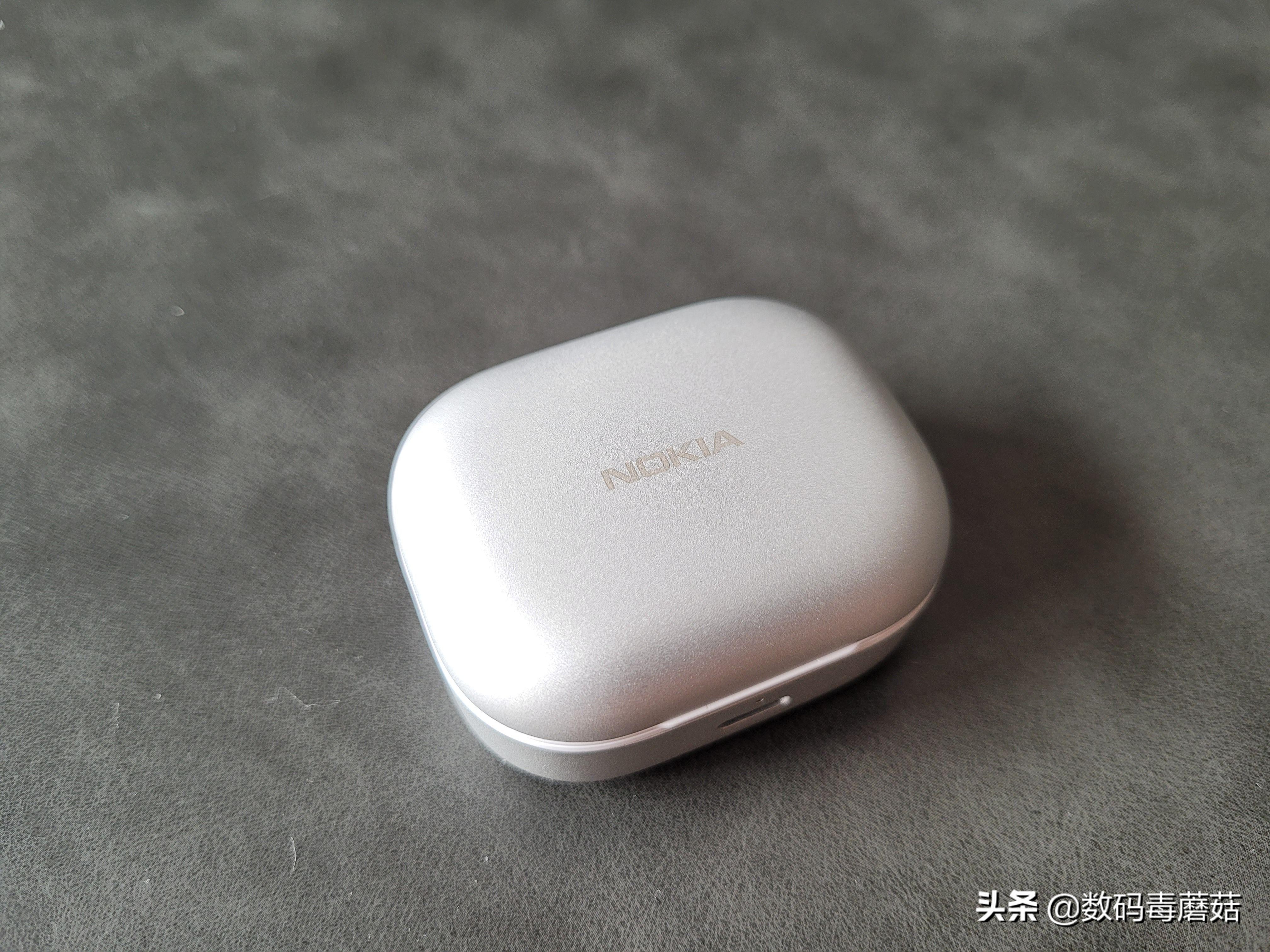 诺基亚e3511耳机操作,诺基亚E3511耳机怎么样