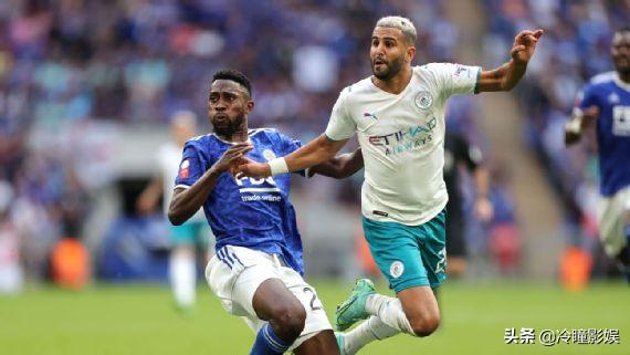 灏兼棩鍒╀簹鑱旇禌瀹㈠満闅捐涪,灏兼棩鍒╀簹骞磋交鍓嶉攱