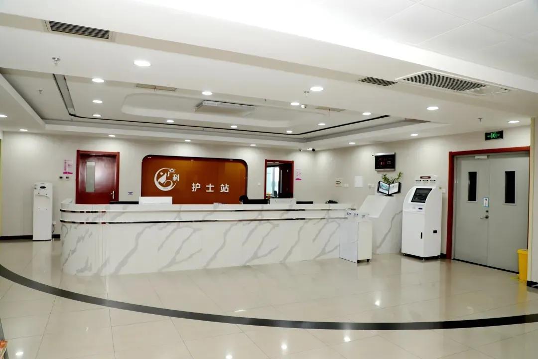 陪伴分娩照片,几张图片告诉你生二胎的区别