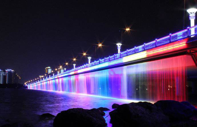 苏州金鸡湖因为什么命名的,苏州市的金鸡湖景区