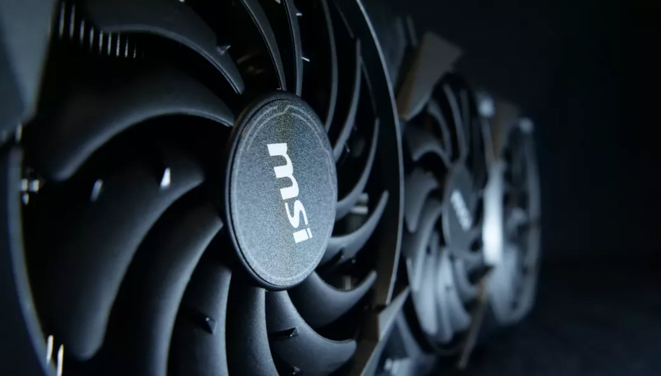 3080遗忘剂！GA104核心火力全开，GDDR6X显存加持3070Ti火热评测