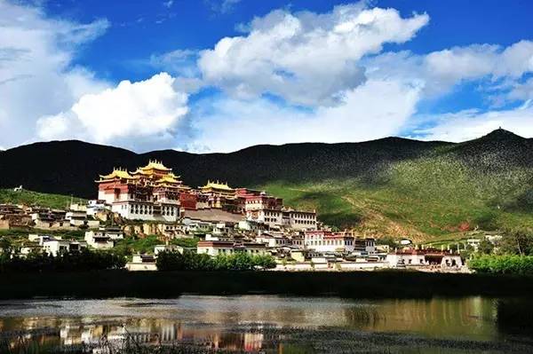 云南十六个州市的代表特色菜,云南省16州市特产排名