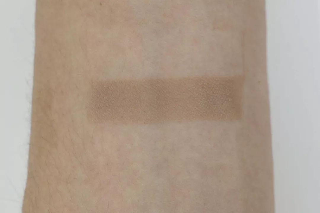 手残党化妆肿眼泡,眼妆教程单眼皮肿眼泡如何画眼妆