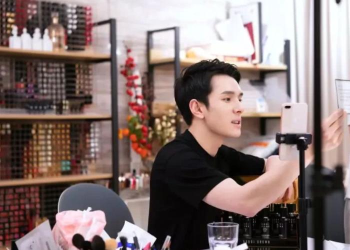 欧莱雅被李佳琦薇娅联手“*制抵**”,国外品牌高傲的样子,真是丑陋