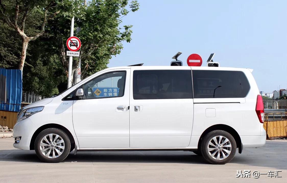 七座车型推荐风行cm7,性价比高的七座车推荐东风风行cm7