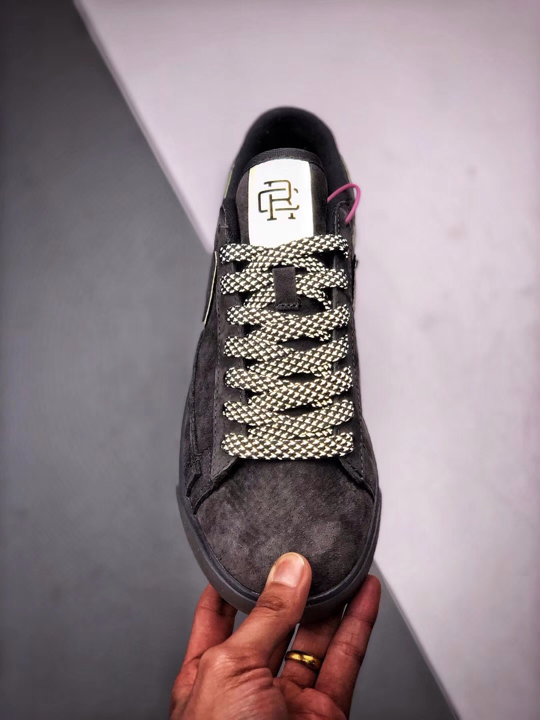 阿迪达斯龙鳞E5,阿迪贝壳头vs耐克aj