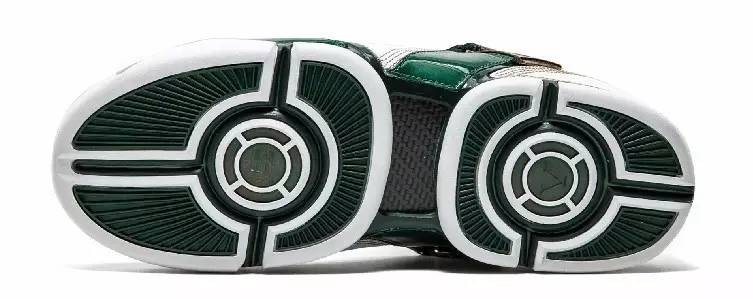 詹姆斯19代翻新,詹姆斯20代配色曝光