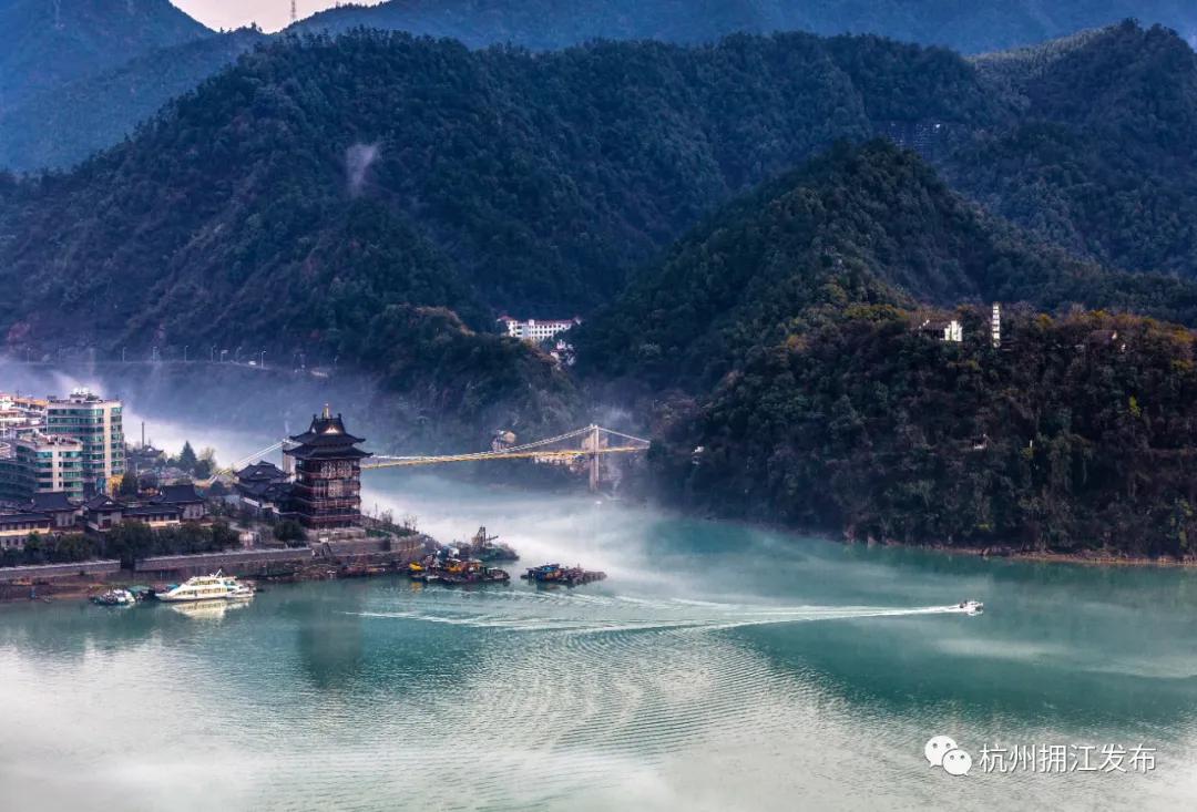 桐庐这艘带绝美“星空”的游船,开了!还有船票送送送!