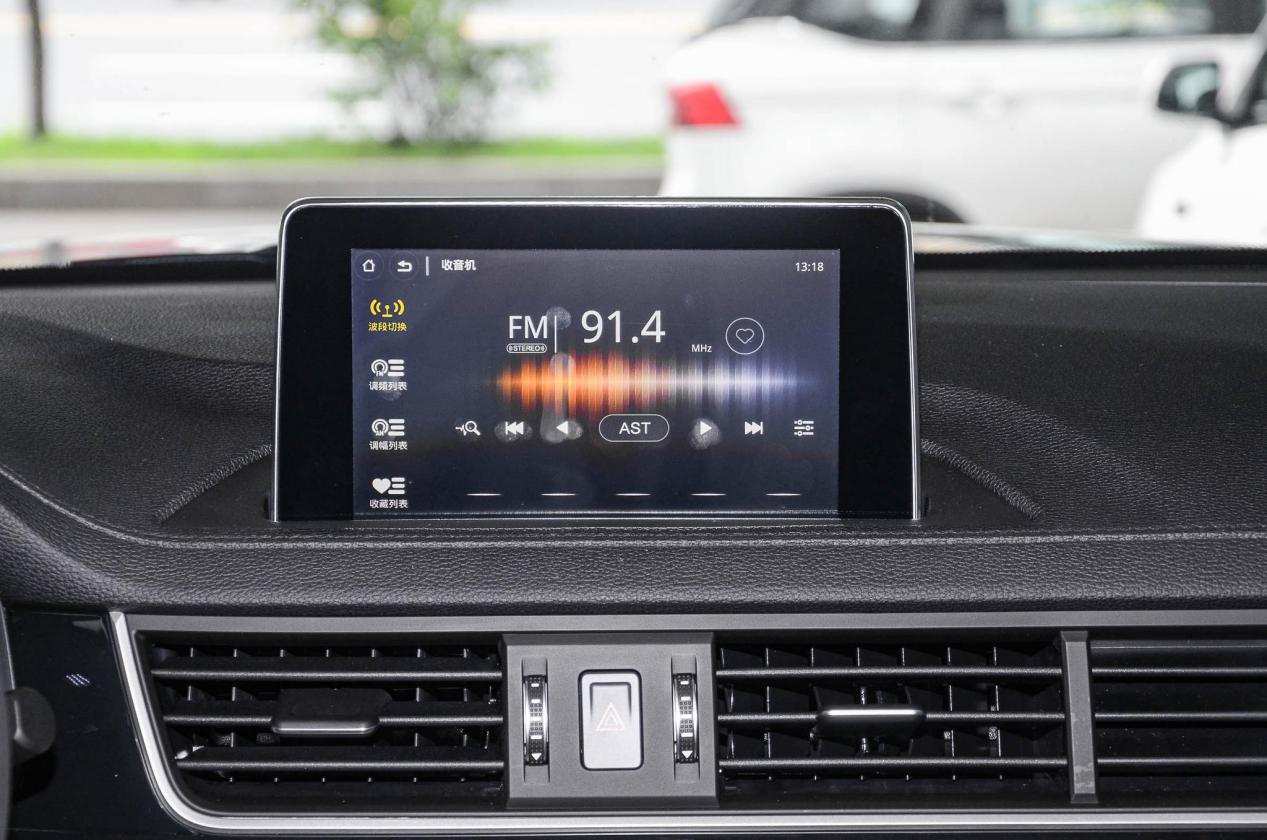 风行t5更新,风行t52020款改1.6l手动