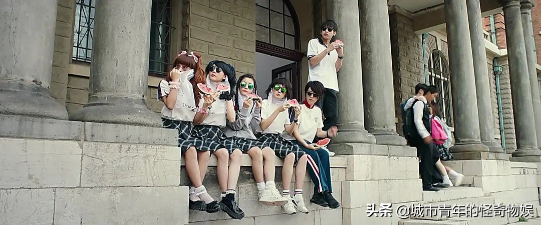 闪光少女青春片该有的模样 (闪光少女一样的青春片)